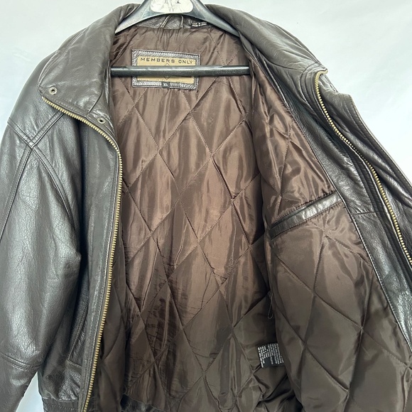 Vintage Members Only Genuine Leather Jacket, Size XL - Picture 4 of 9